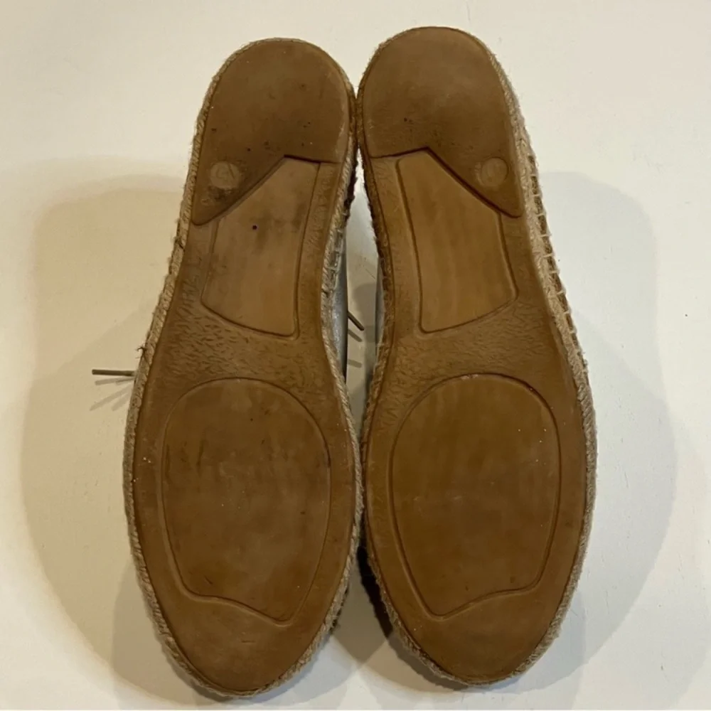Manuela de Juan | Genuine Leather
